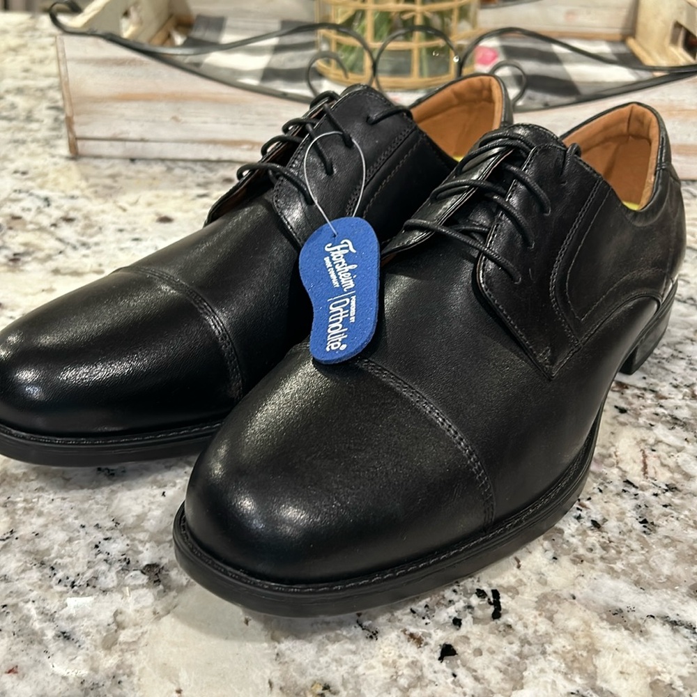 NWT Florsheim Men’s Dress Shoes Size 13EEE